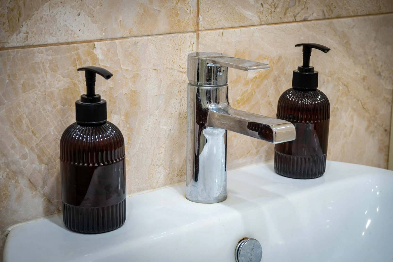 Апартаменты Светлая Студия с 2 Окнами и Видом на Горы