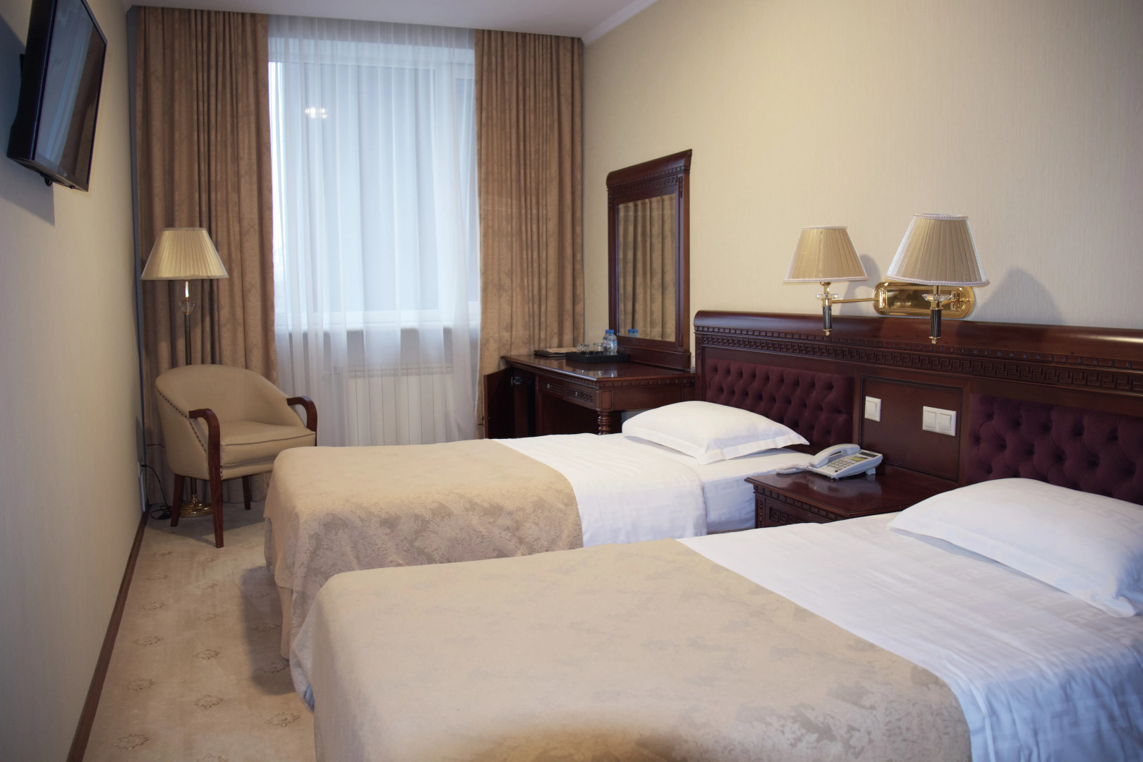 Отель Гранд Холл