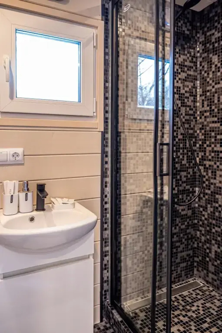 Коттедж Премиум с Терассой и Красивым Видом в Терсколе от Квартирукинг