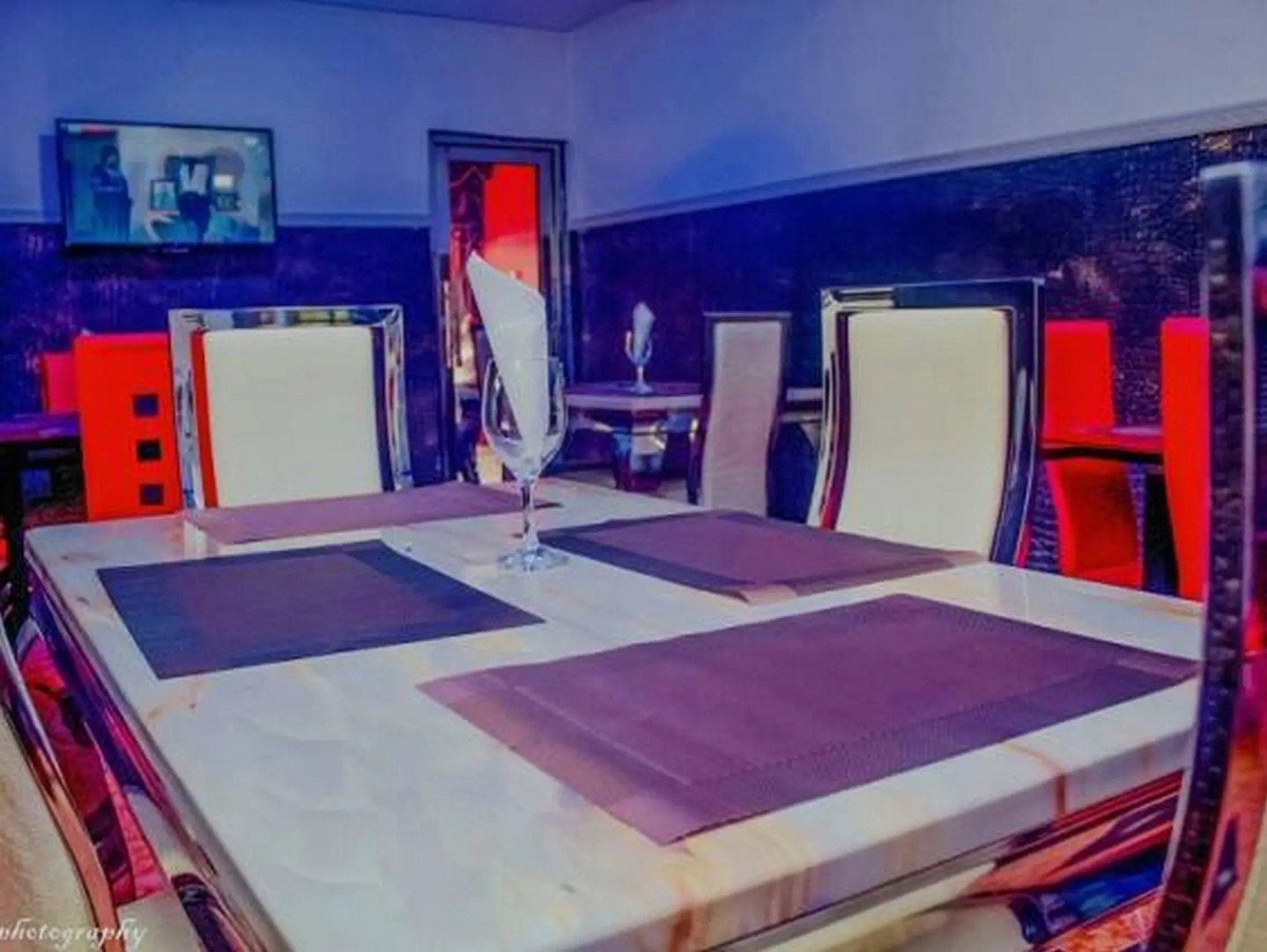 Hotel Ama Luxury Suites