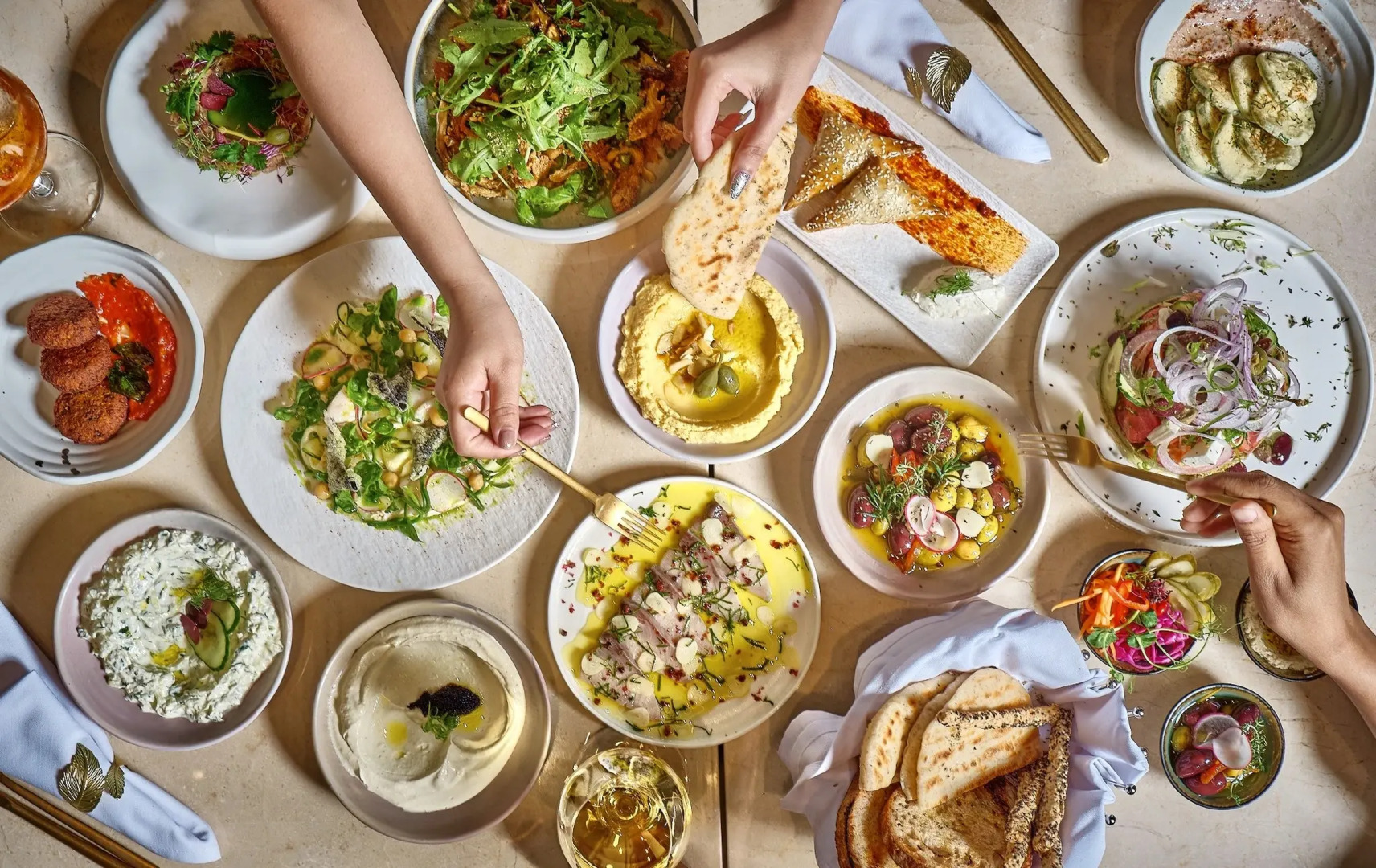 Отель Column Bangkok Hotel