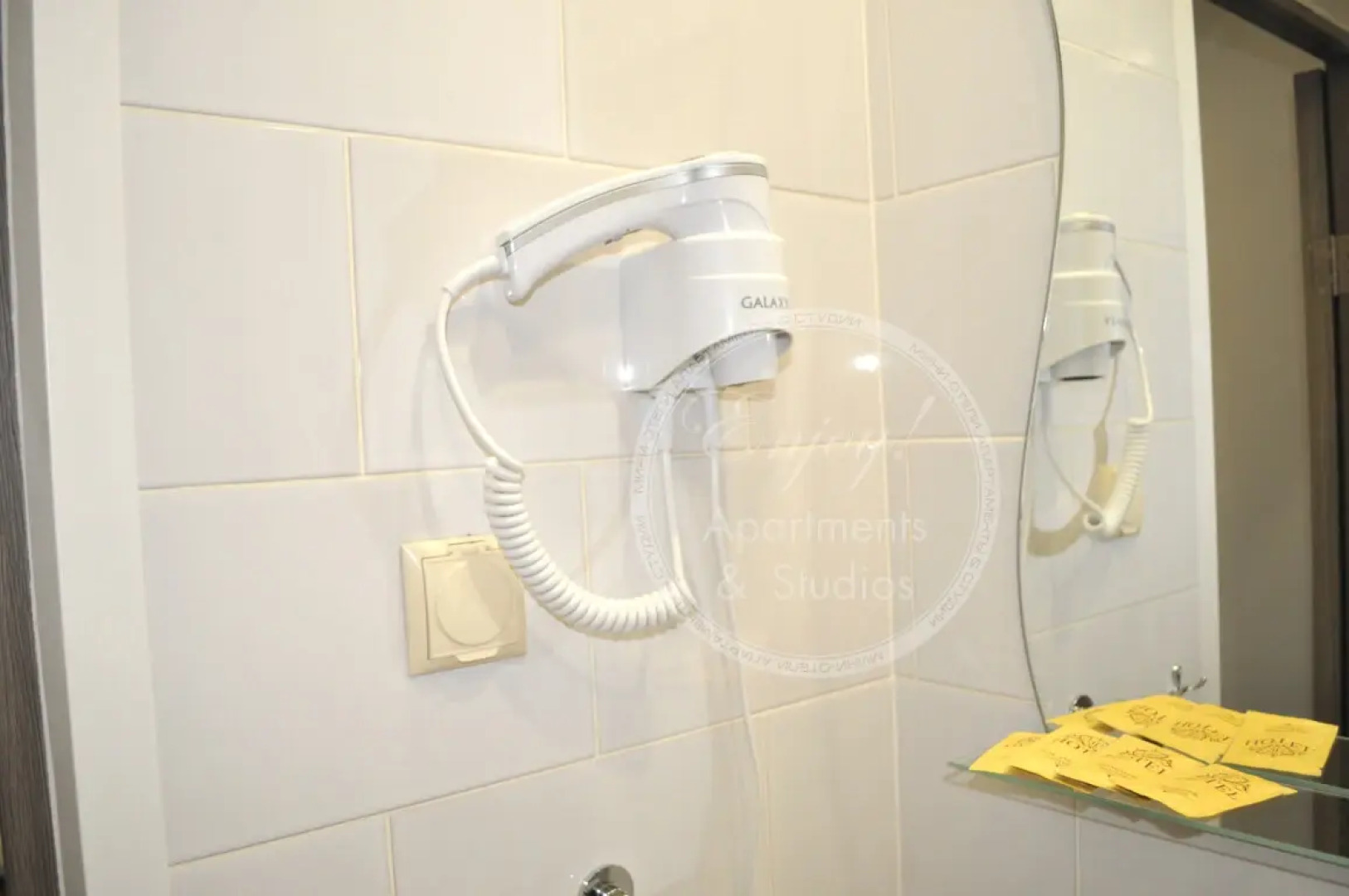 Квартира Enjoy Apartments & Studios — Акварели №1