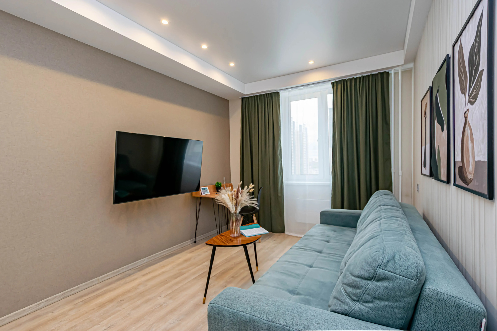 Квартира Cosmos Apart Двухкомнатная Уютная Квартира с Балконом