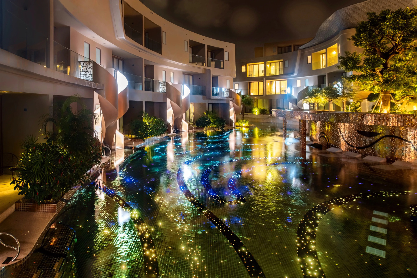 Отель Metadee Concept Hotel