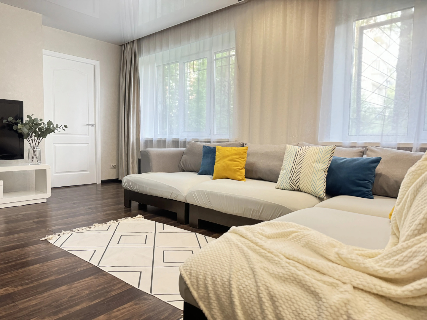 Квартира Уютная между Двух Мостов