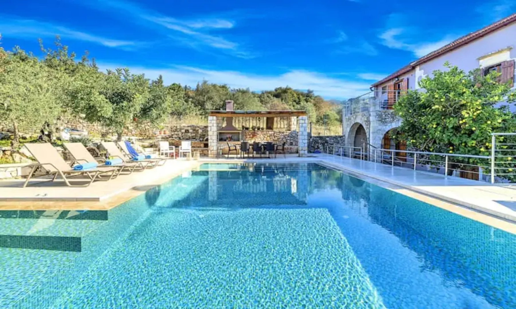Вилла Cretan Lux
