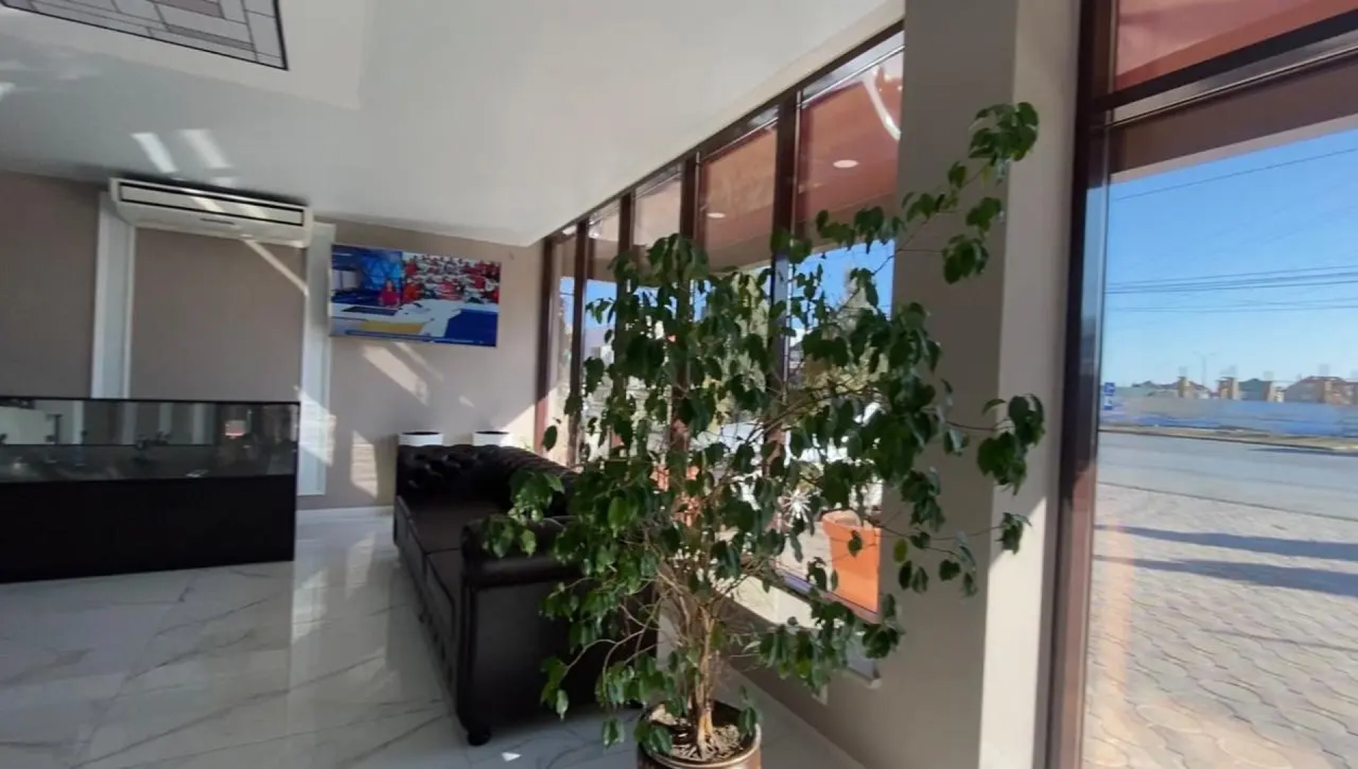 Отель Gold Mais