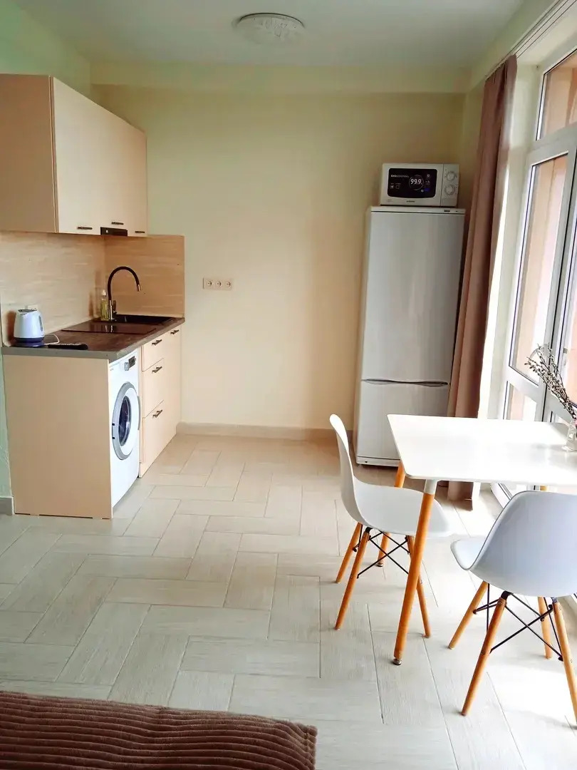 Студия на улице Западная