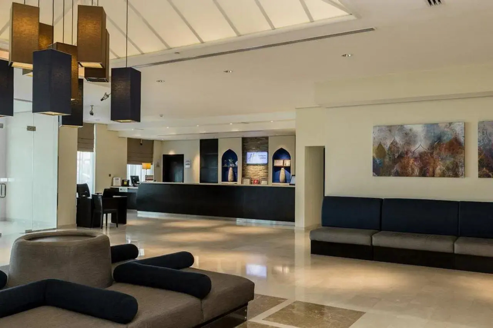 Holiday Inn Express Dubai Airport an IHG Hotel
