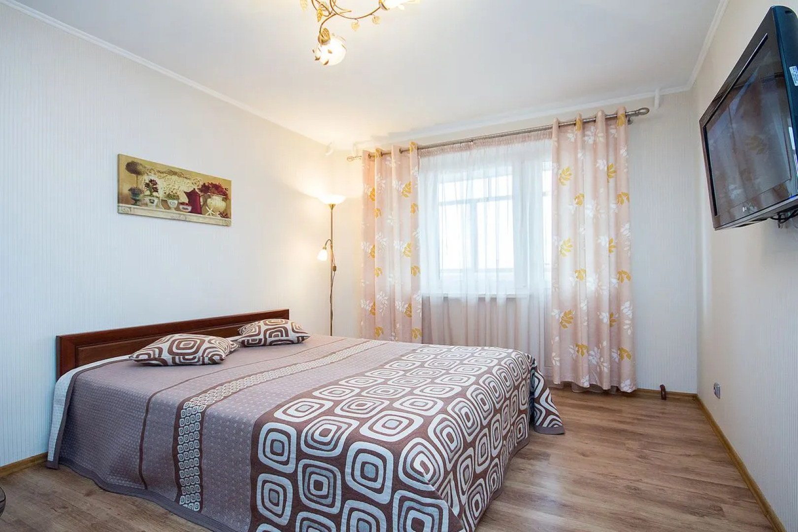 Апартаменты на Притыцкого 3