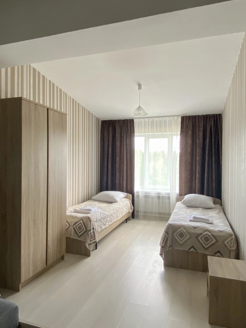 Отель Ист Ривер