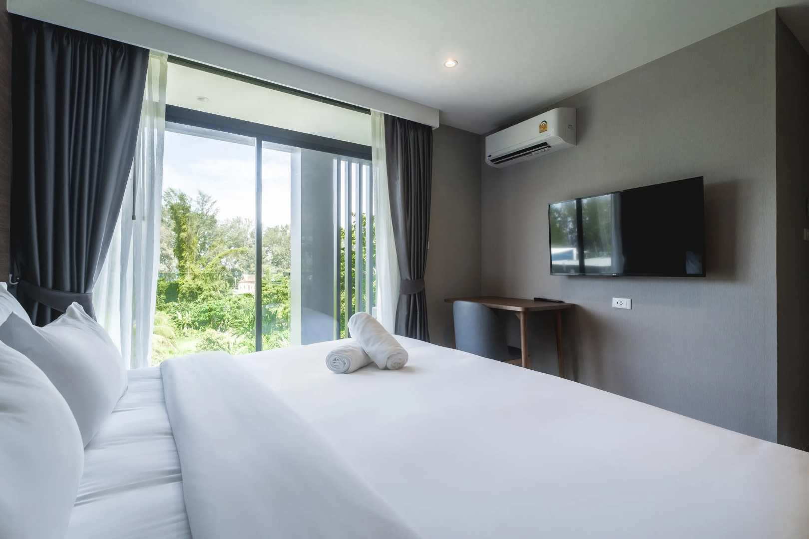 Апартаменты Beachfront 1501 br at Wyndham Naithon Phuket