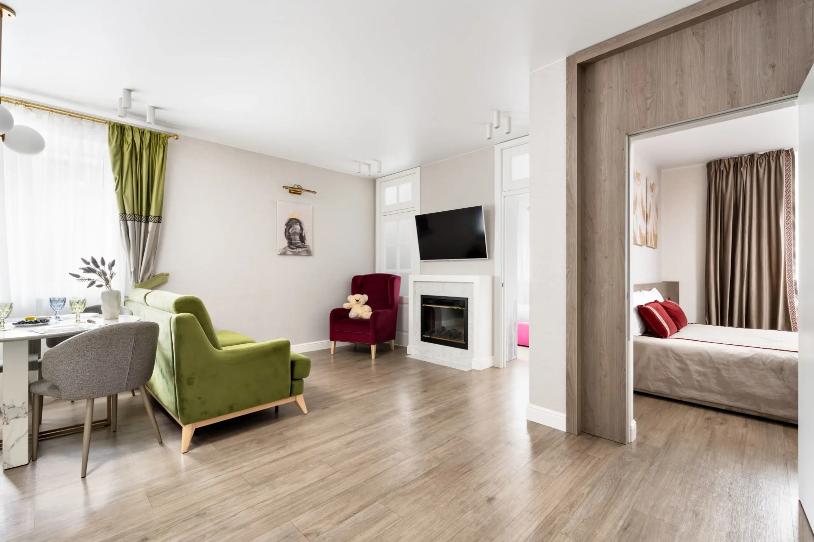 Квартира Трехкомнатная студия в ЖК Сосновый Бор