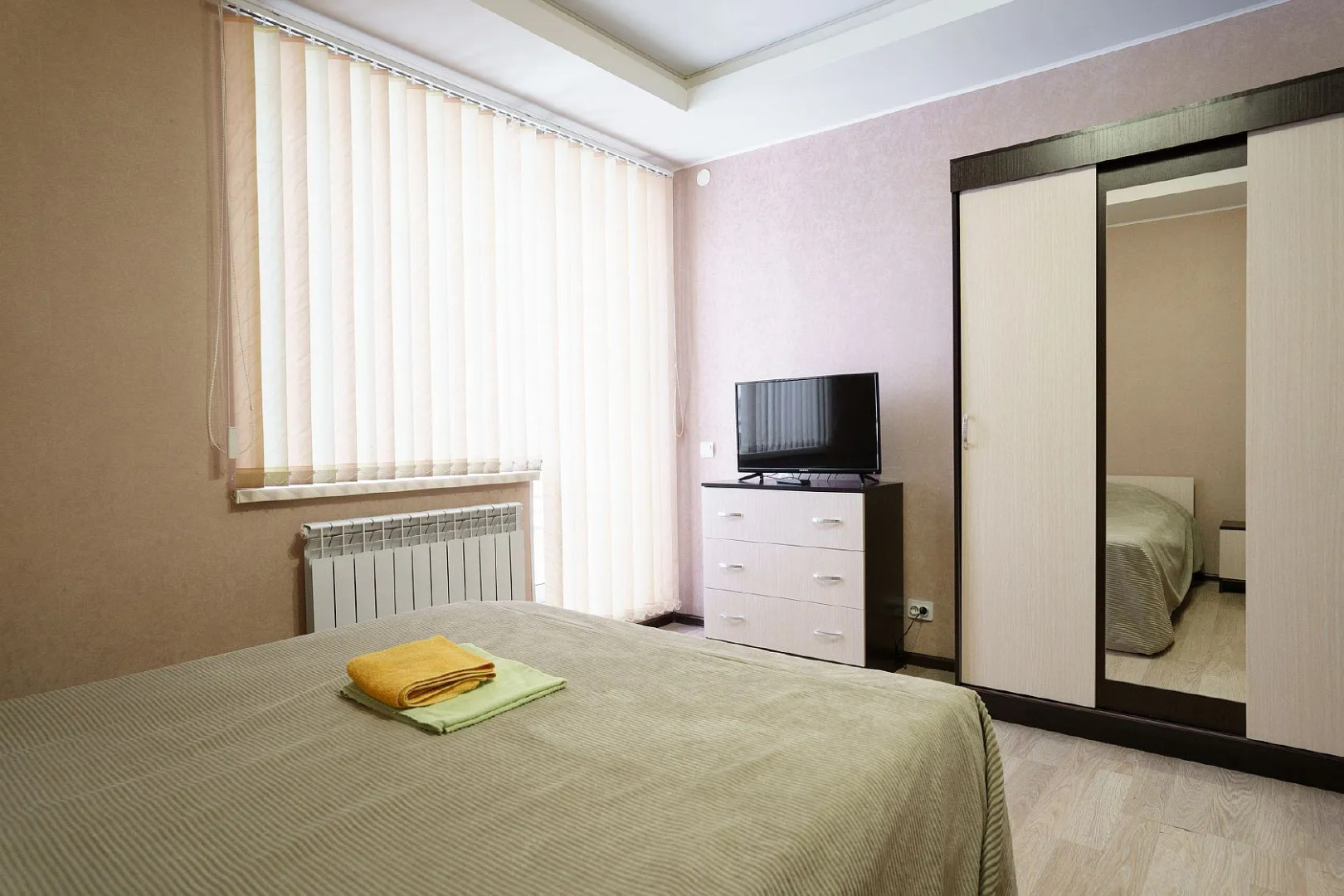 Апартаменты  Right Room трехкомнатные на Салтыкова-Щедрина 3