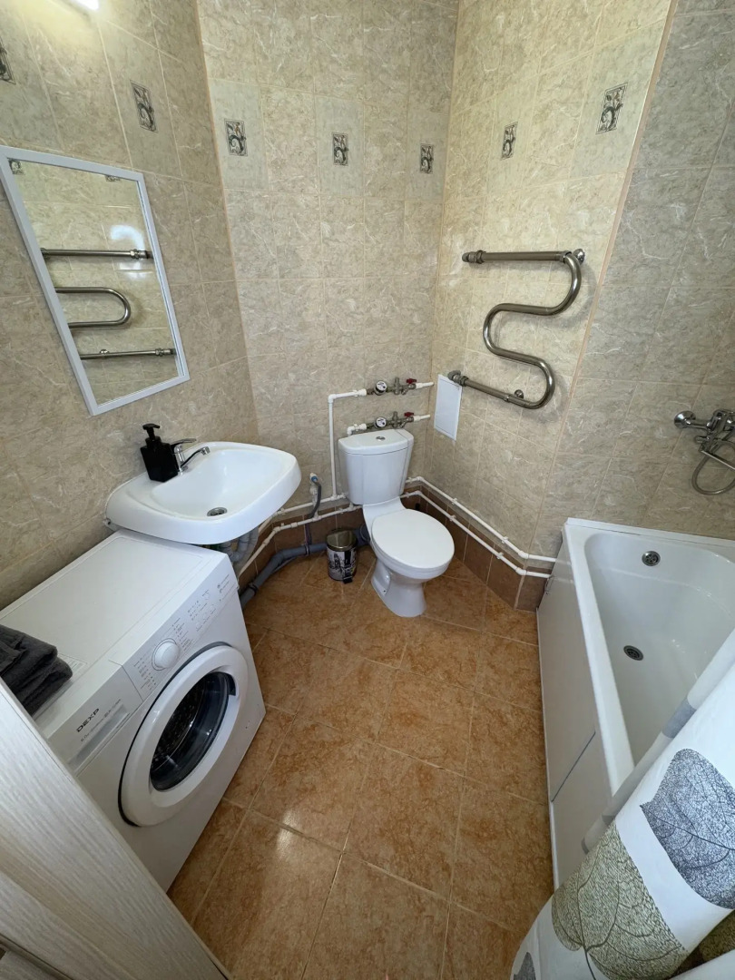 Квартира Уютна студия не далеко от зоопарка.