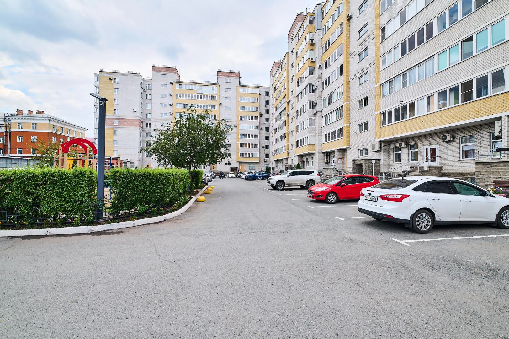 Апартаменты Видовая квартира возле парка