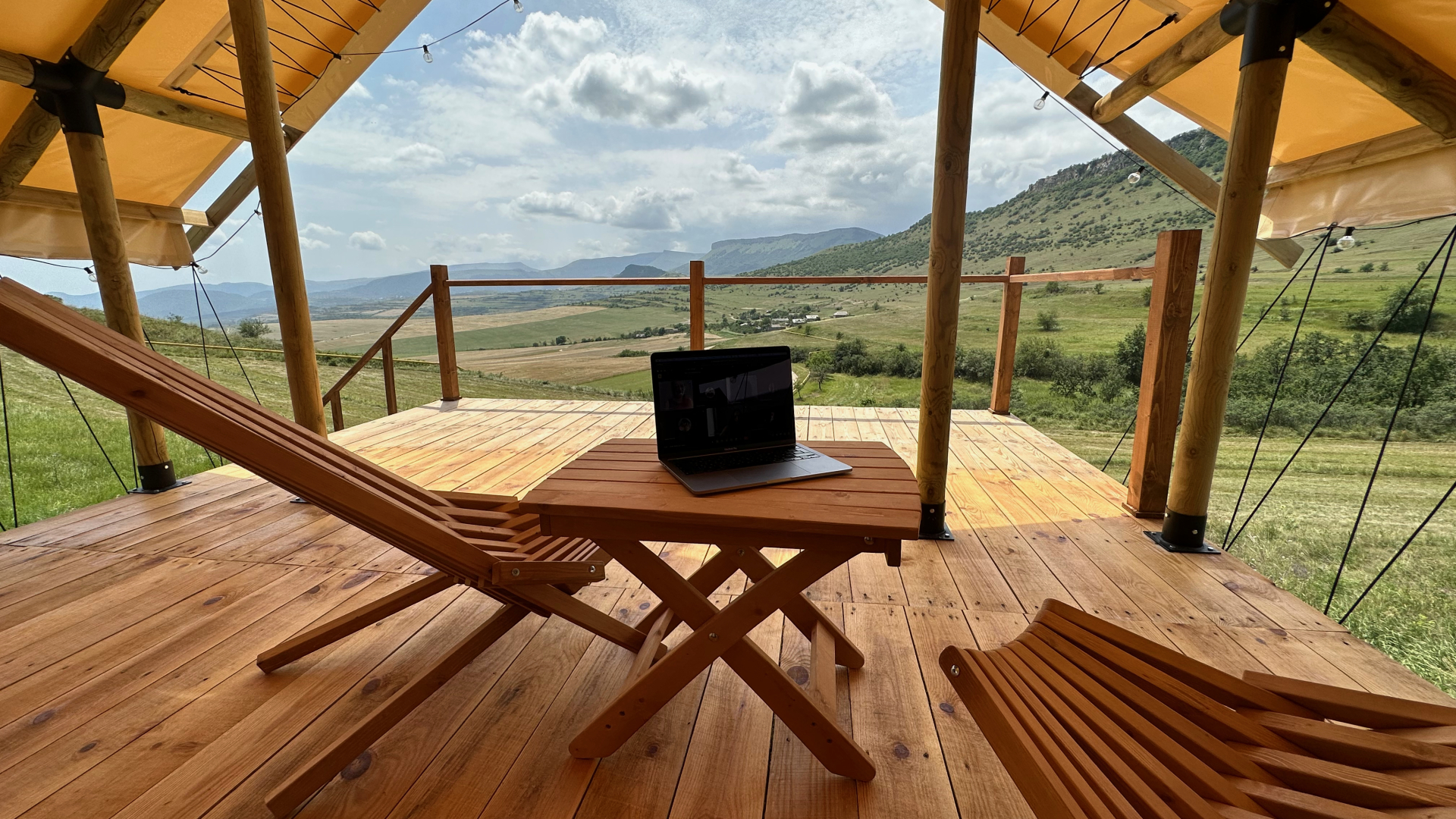 Коттедж Caspian Camp