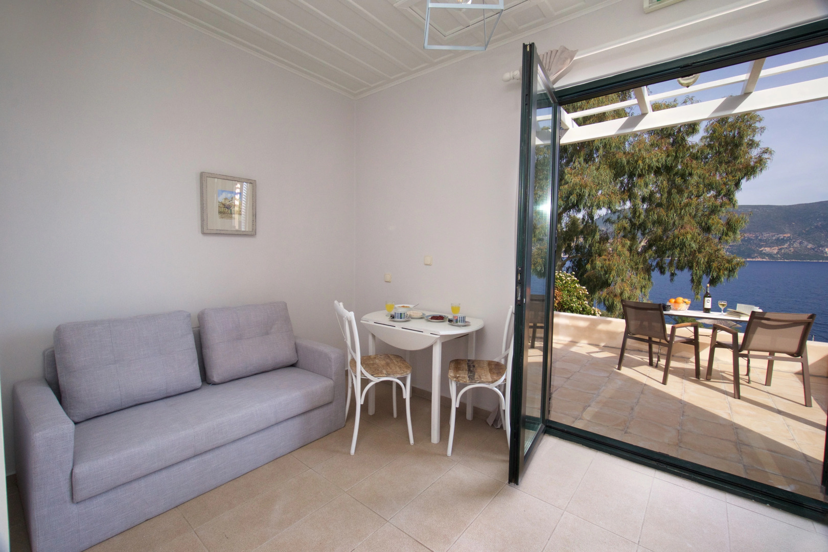 Апартаменты Martini Waterfront Suites