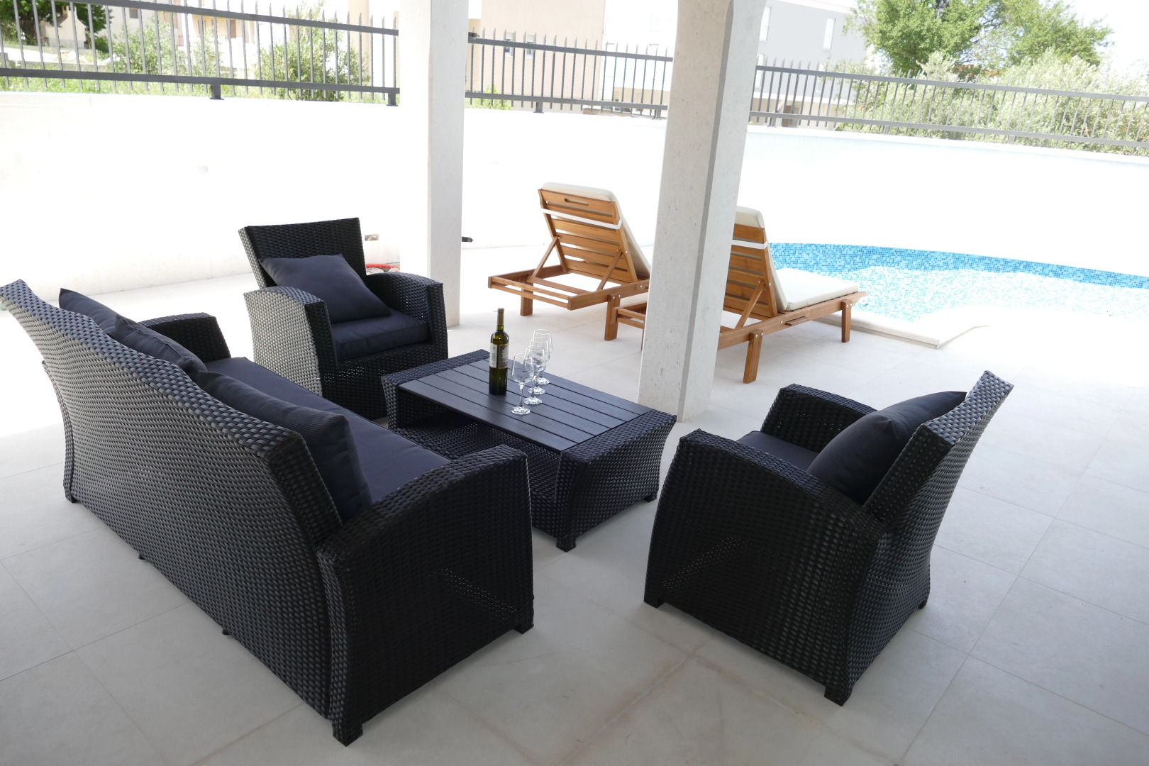 Вилла Urban Villa With Pool