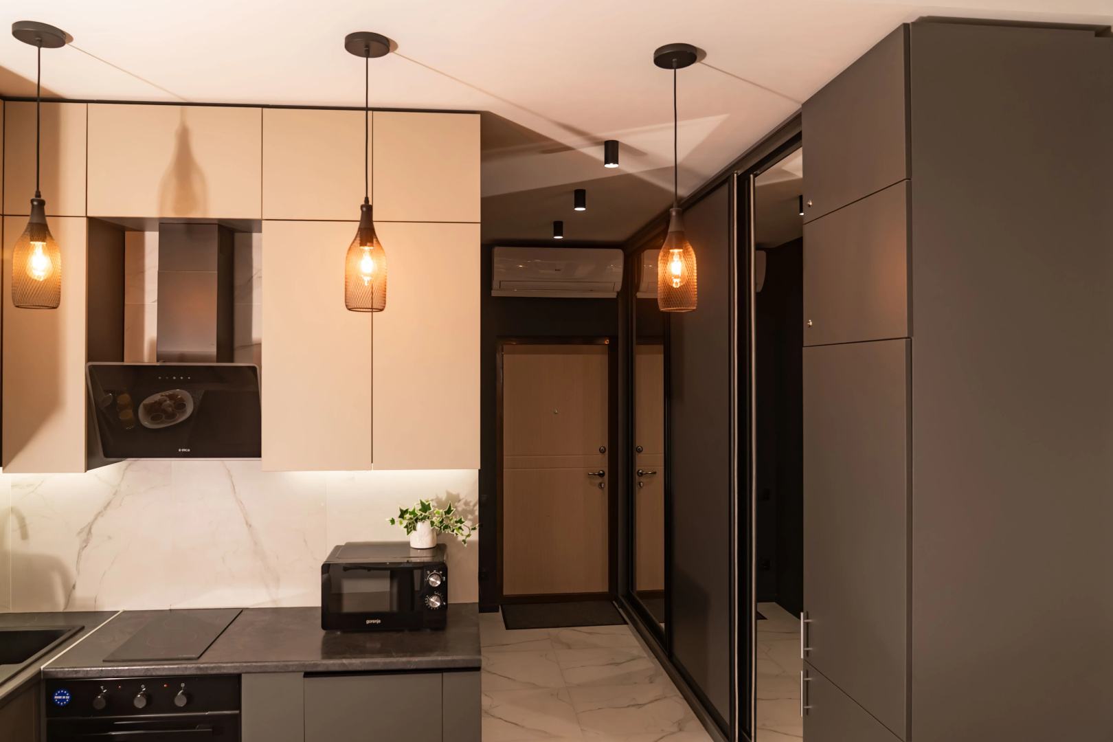 Апартаменты SKY INN Color Grey