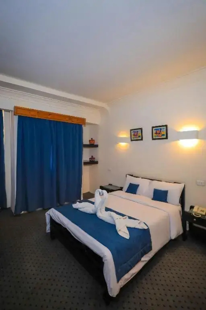 Отель Cleopatra Aswan