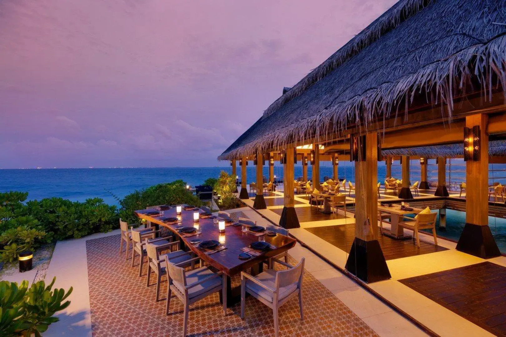 Grand Park Kodhipparu Hotel