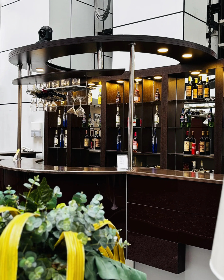 Отель Crossway Baku