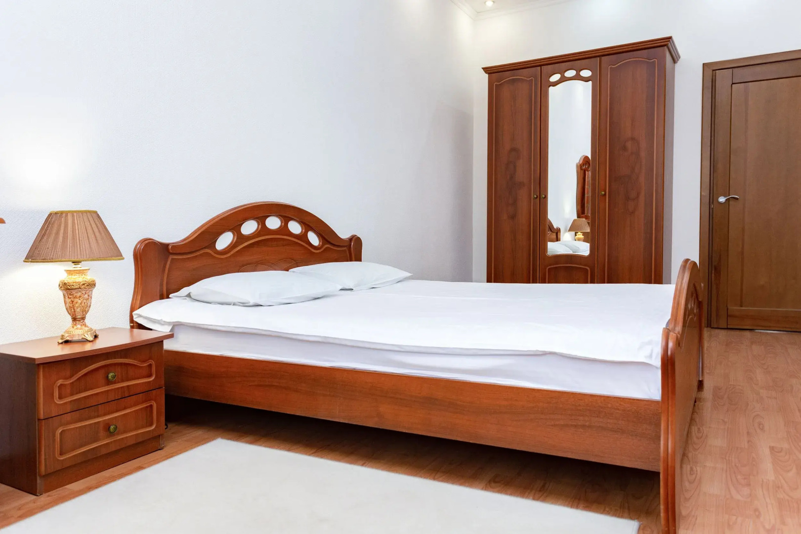 Апартаменты Minsklux Ленина 4