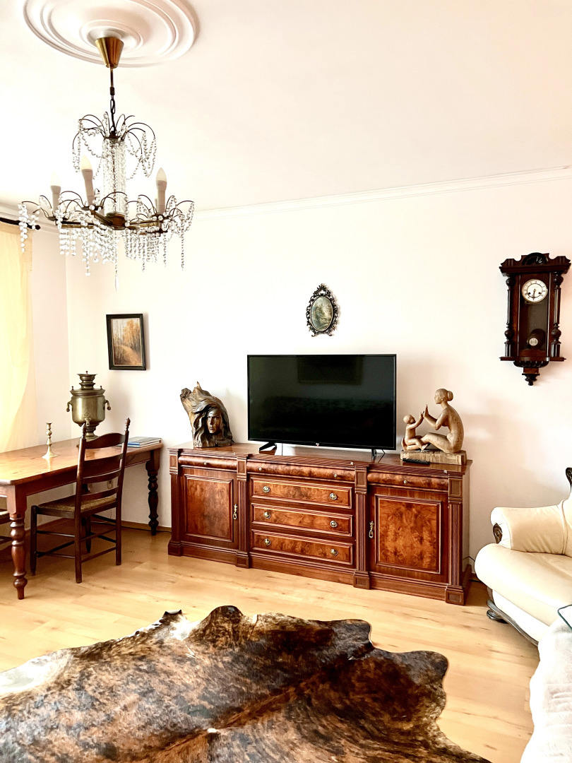 Квартира Комфортная Трехкомнатная в Самом Центре