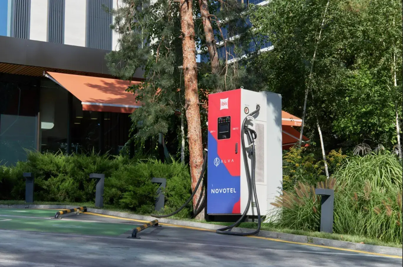 Novotel Living Алматы Жетысу