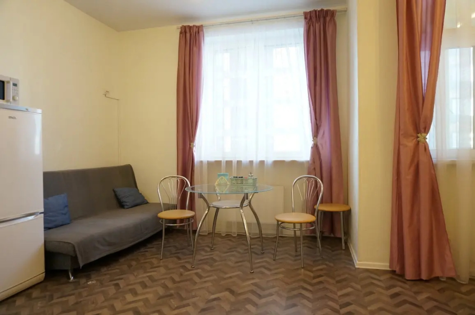 Апартаменты с Балконом Уютный Дом на Смольной 44