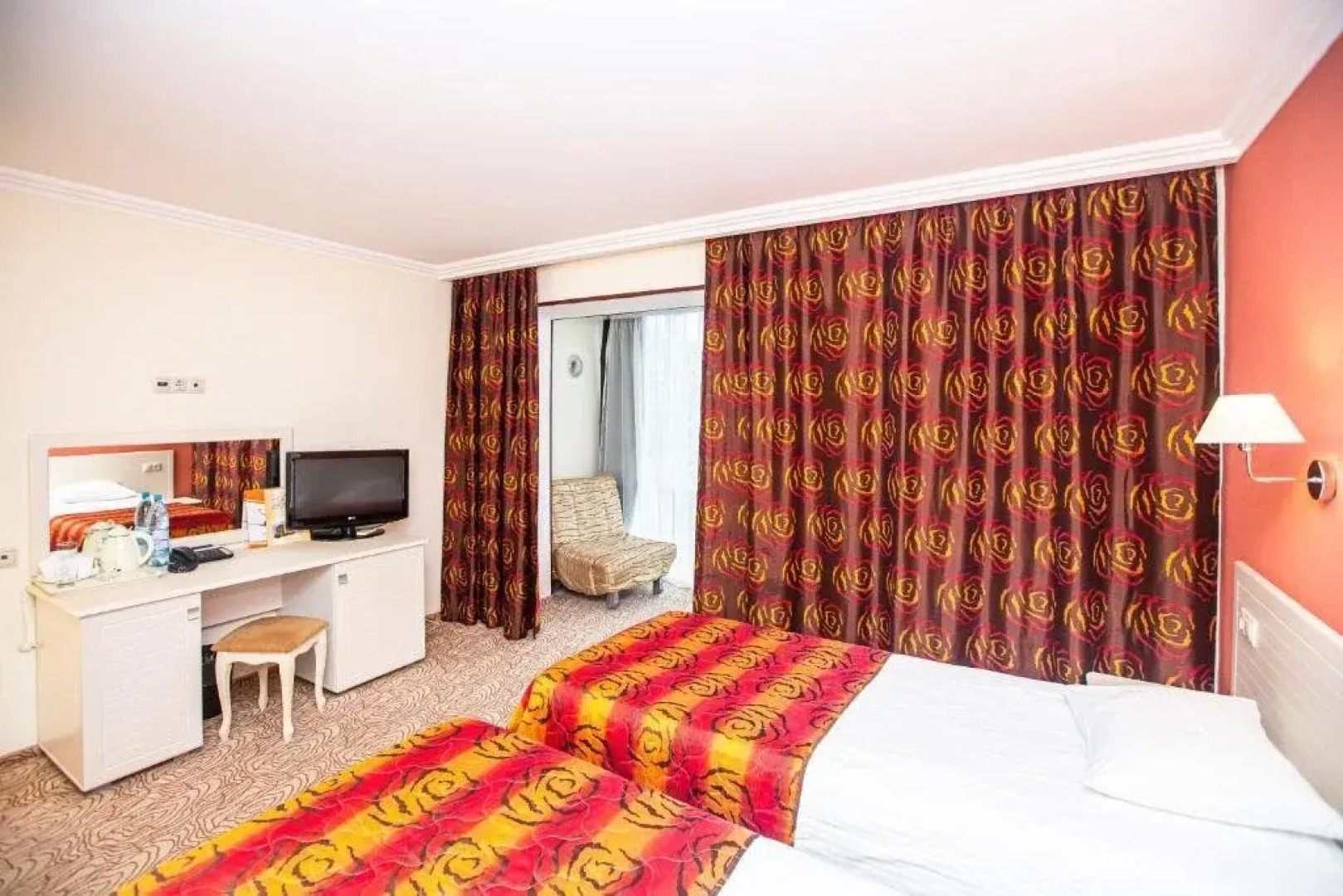 Курортный отель Alex Resort & Spa Hotel