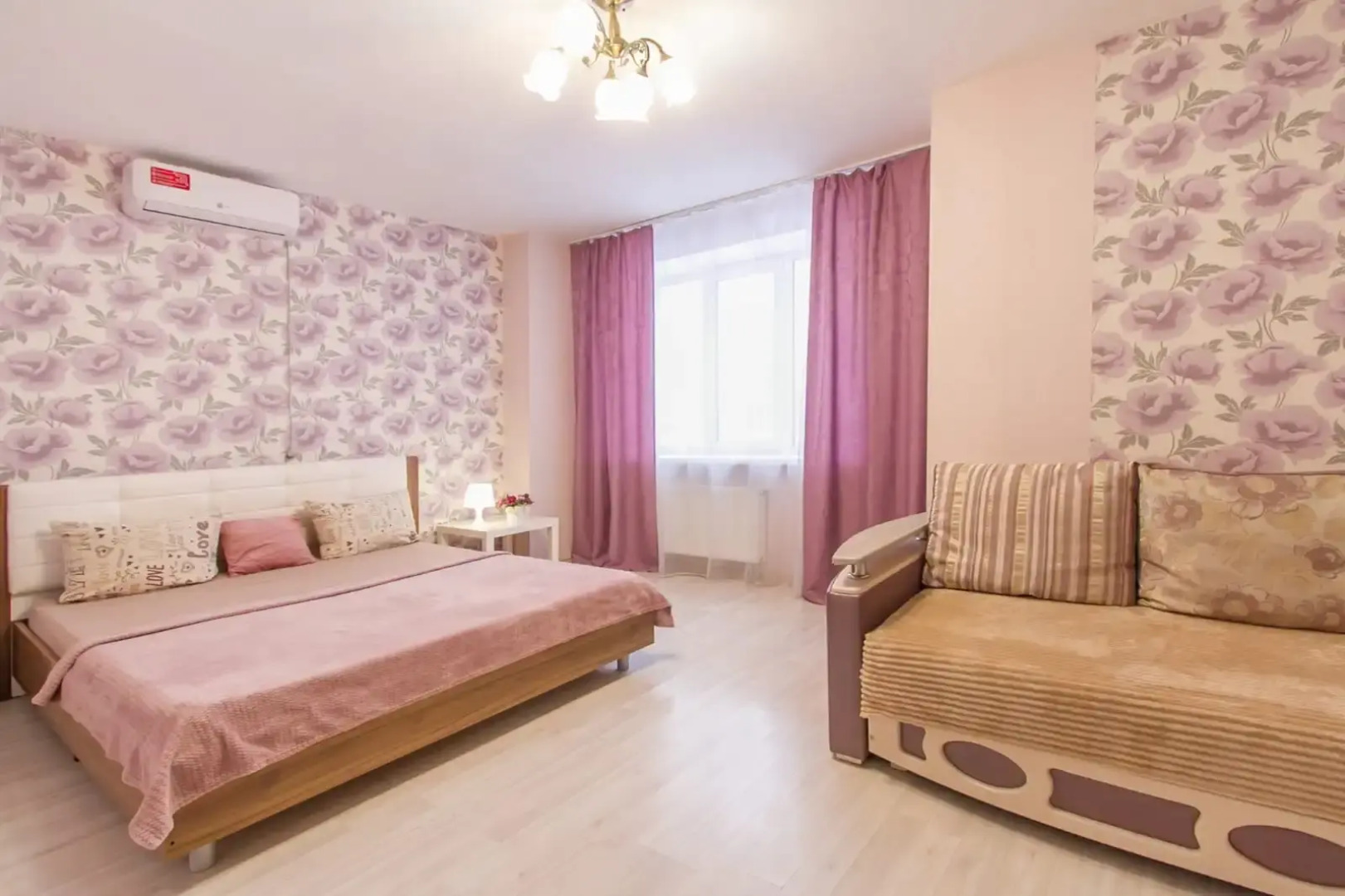 Апартаменты На Переверткина 1/8