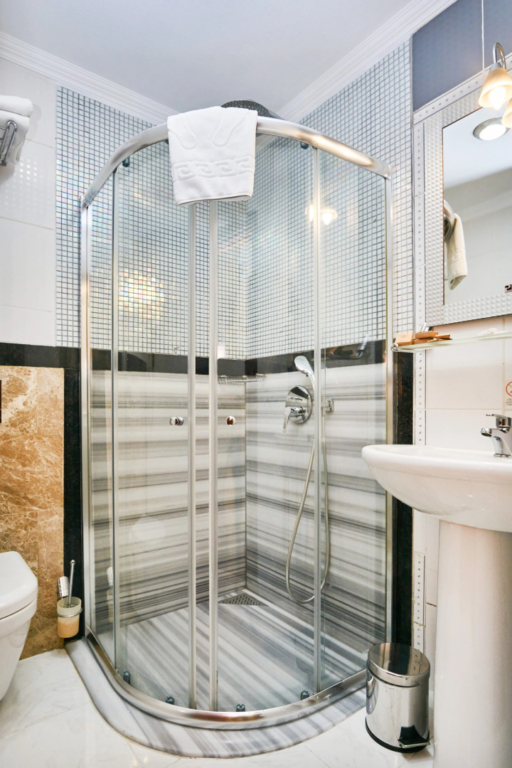 Отель Amber Hotel Istanbul