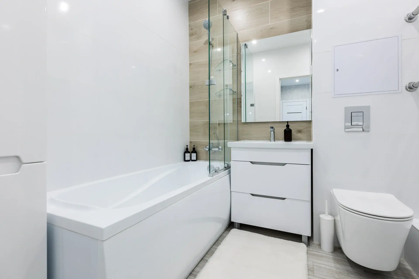 Апартаменты Black & White в Элитном Закрытом ЖК Комфорт Парк