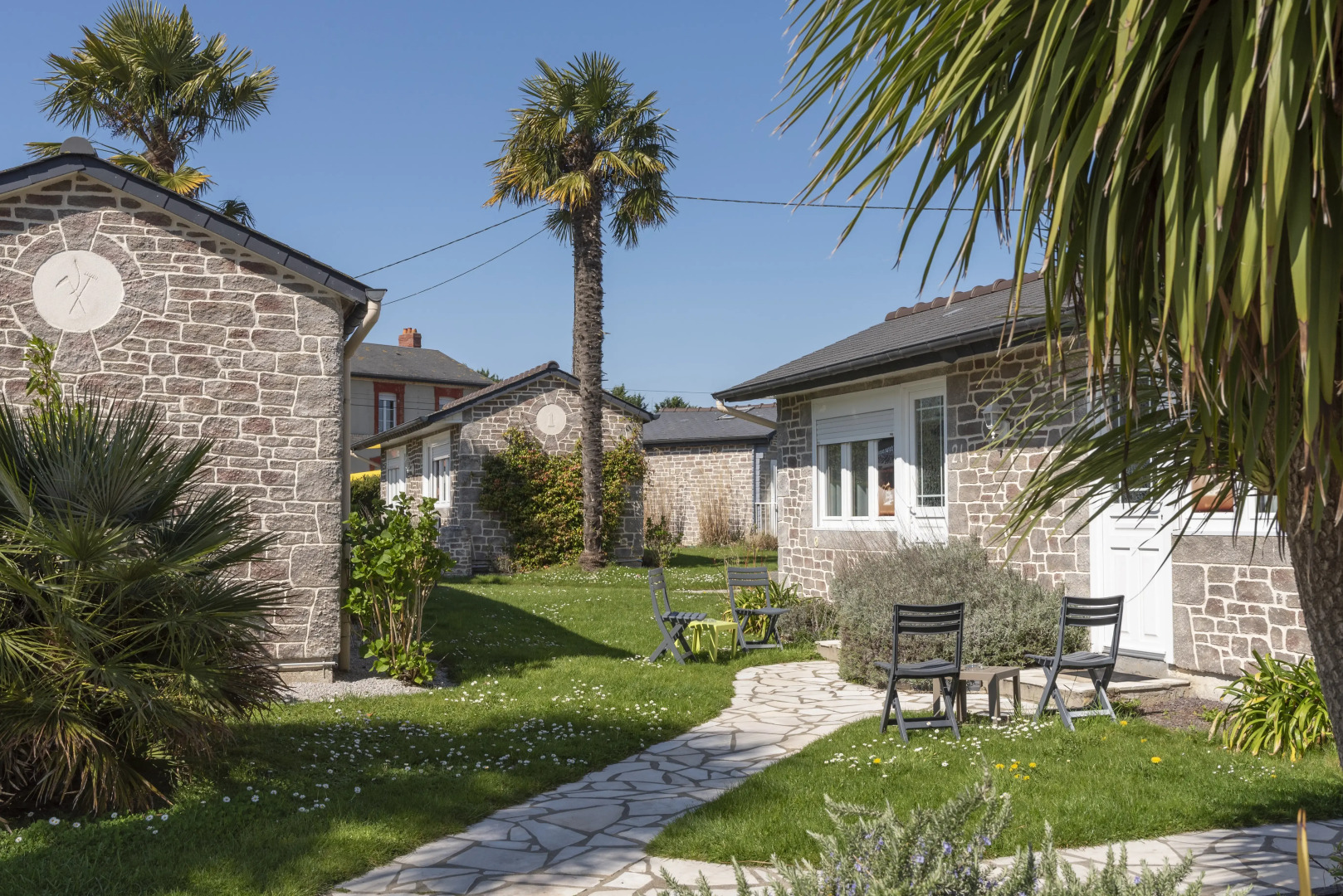 Отель Les 13 Assiettes