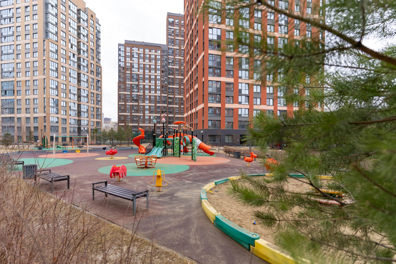 Апартаменты Stepanenkov Двухкомнатные с балконом на Колмогорова 73/4