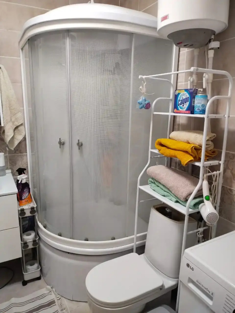 Частный дом у реки