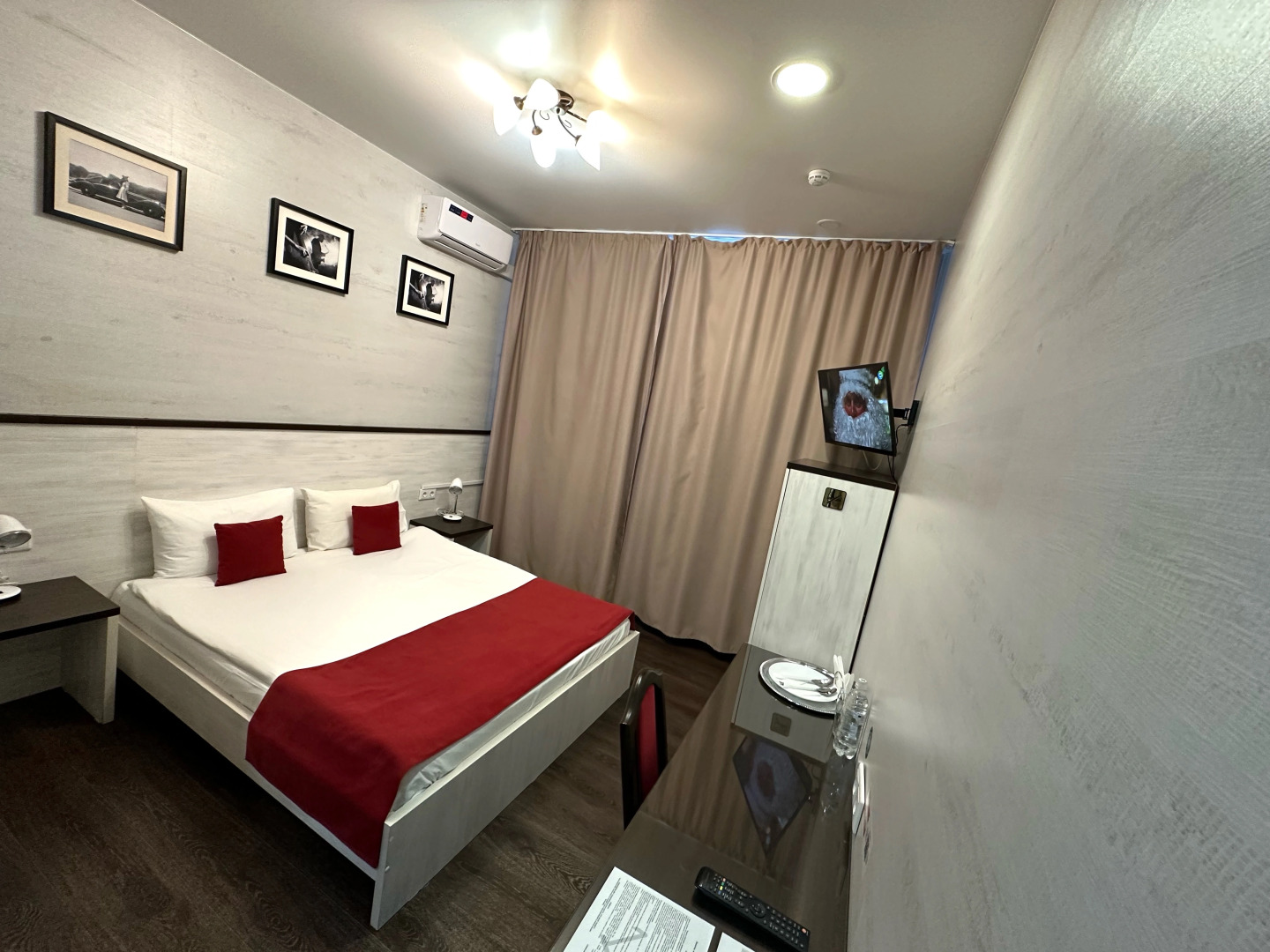 Отель Red Fox на Взлётной 2е