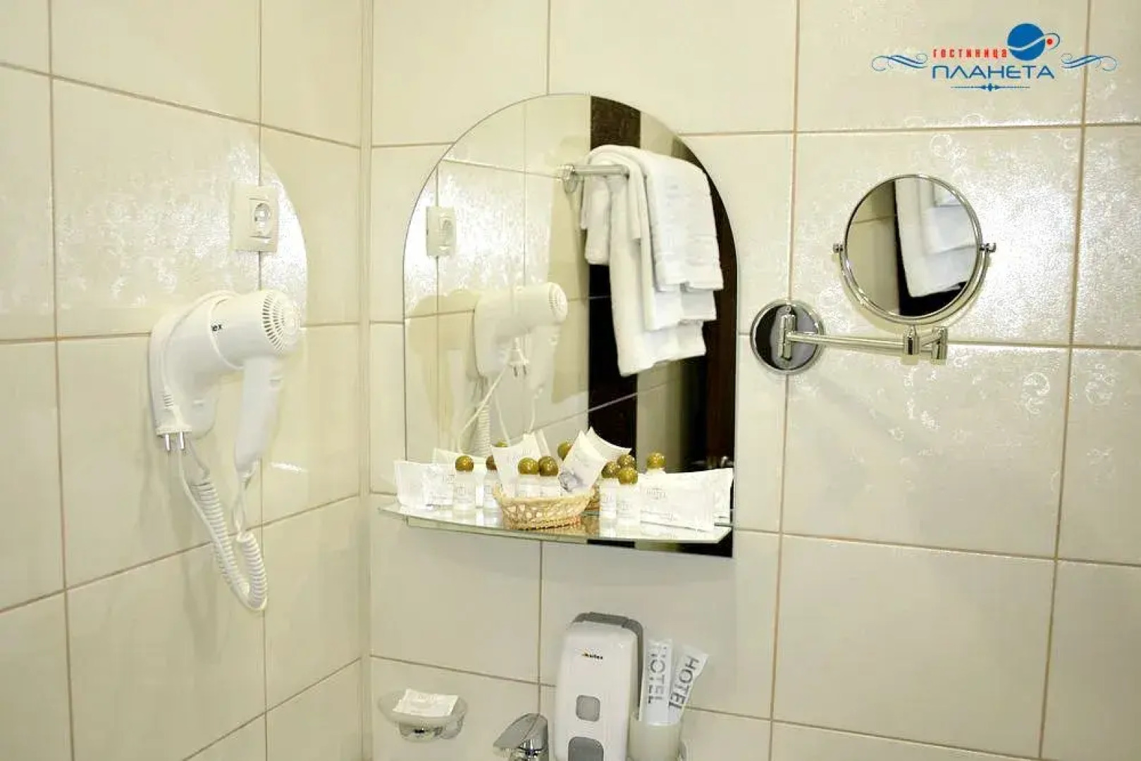 Отель Планета