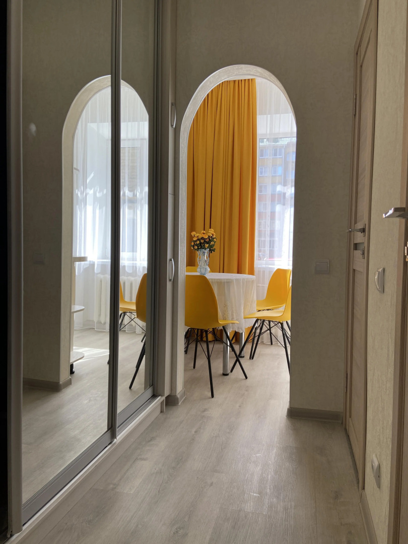 Апартаменты Яркие Краски в Центре с сауной