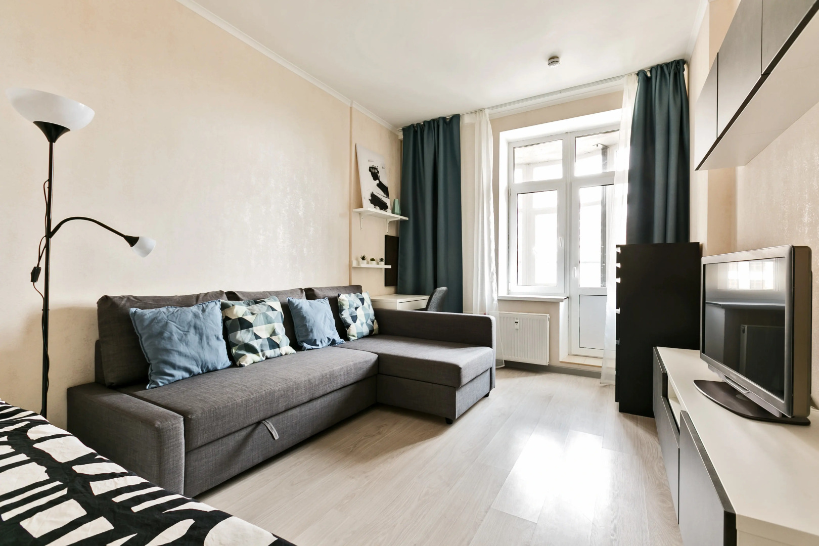 Квартира MaxRealty24 Германа Титова 6