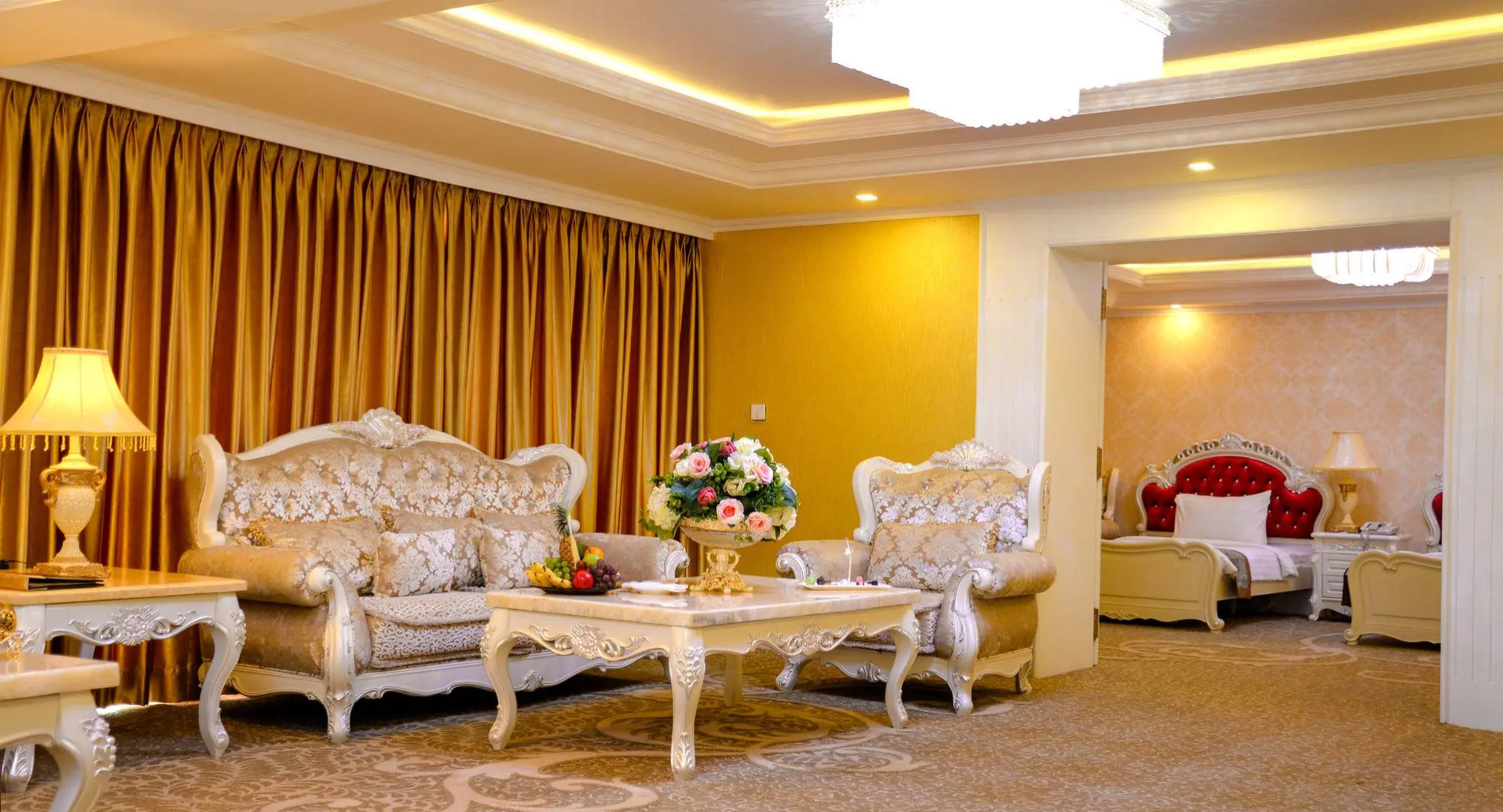 Отель The Grand Kandyan