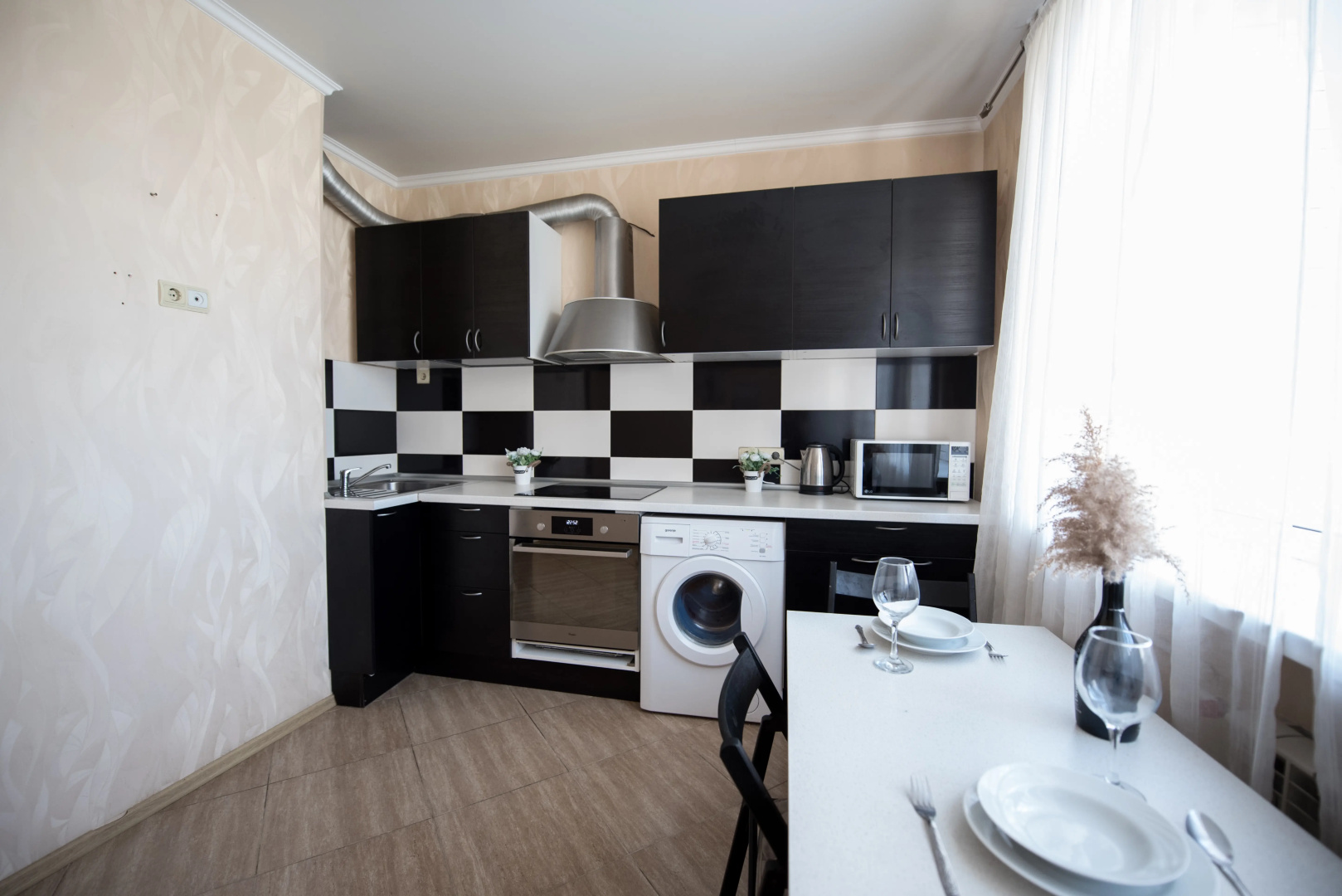 Апартаменты Smile Apartments 2х комнатные в самом центре Западного жилмассива