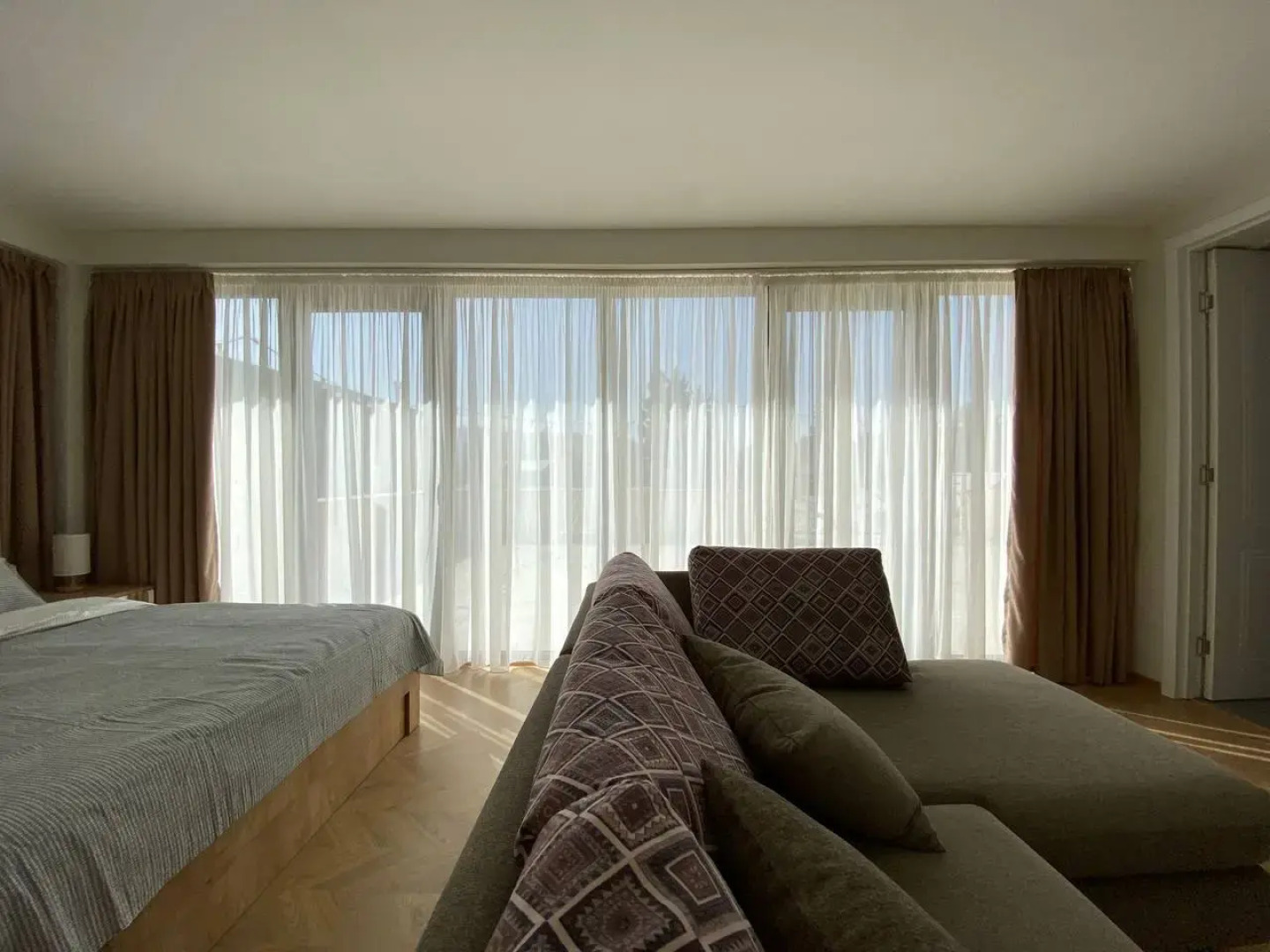 Квартира на 2-4 гостя с большой террасой и бесплатной парковкой