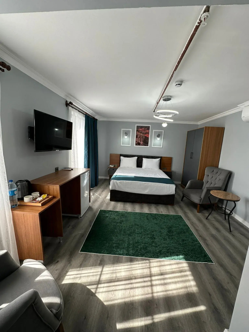 Asgard Hotel