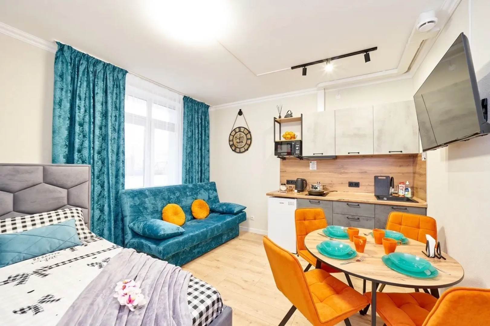 Квартира Студия в новом доме ЖК Премьер, самый центр города у Гипермаркет Семья по адресу Николая Островского 52 на 4 человек