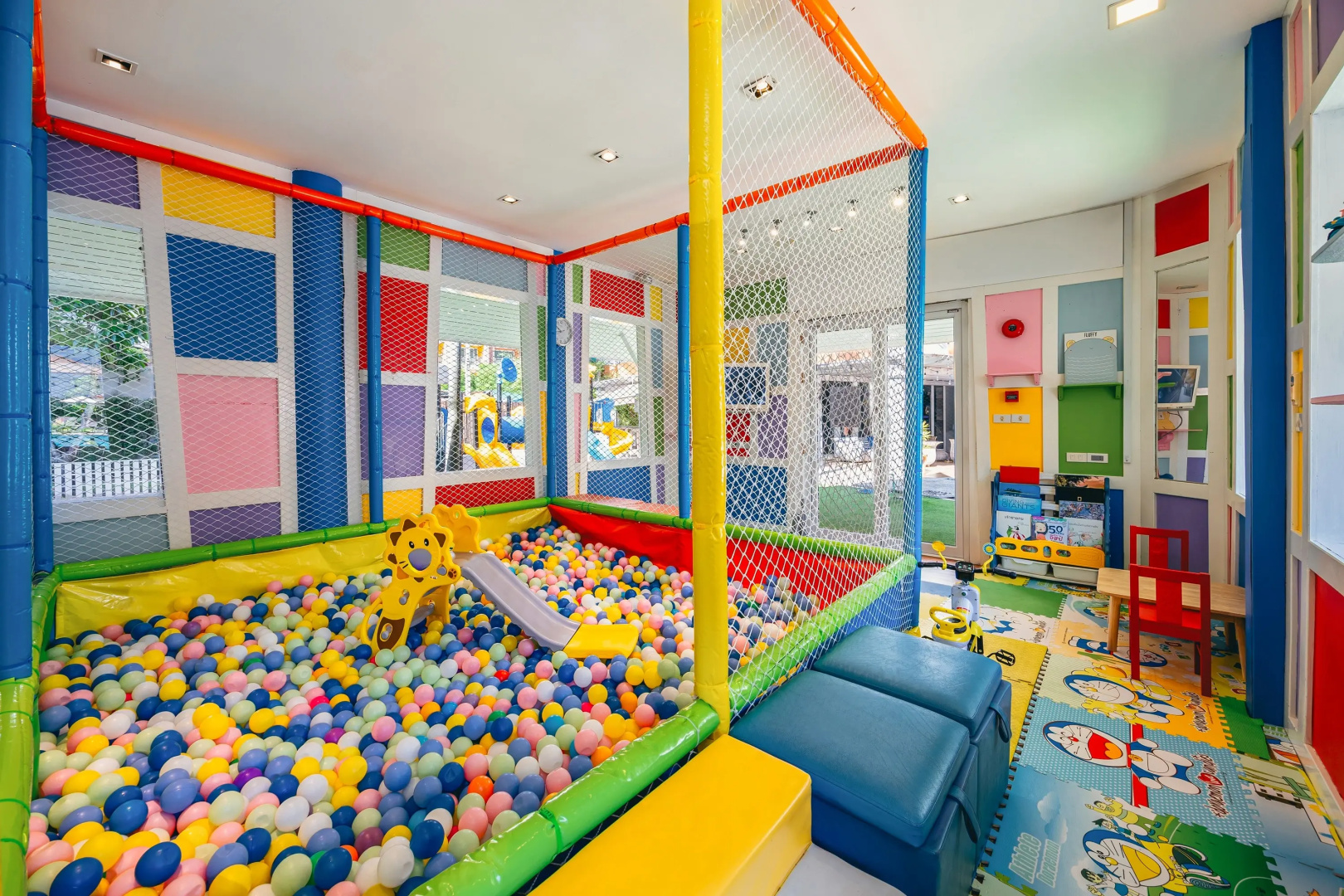 Отель Heeton Concept Pattaya by Compass Hospitality