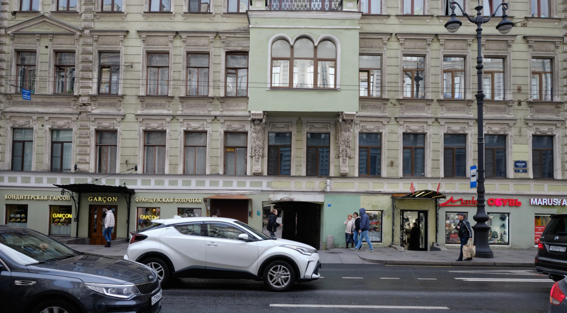 Квартира 2-х комн   у Московского вокзала - Невский пр 103