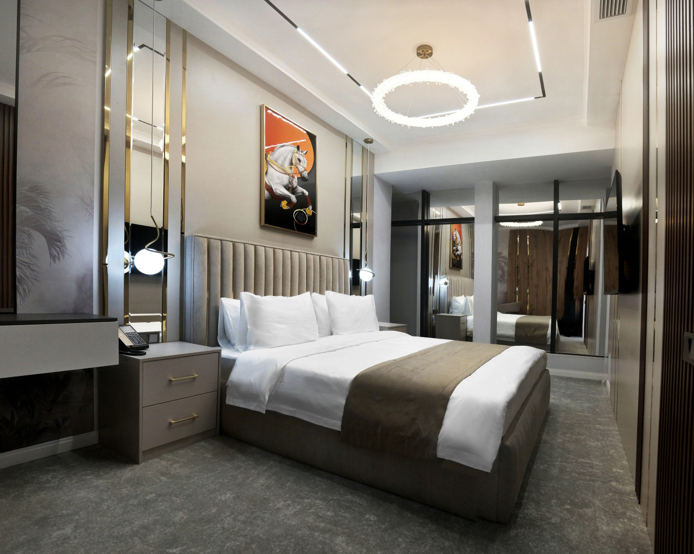 Отель Qaragat Hotel Jalal Abad